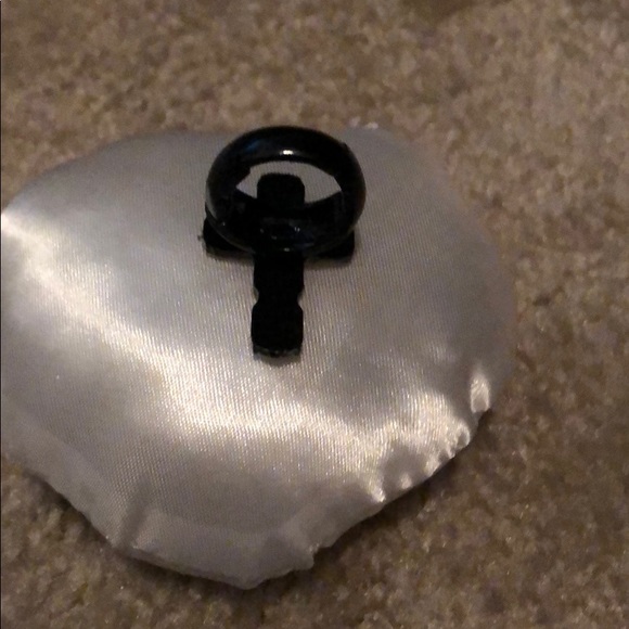 Pink cross ring - Picture 4 of 4